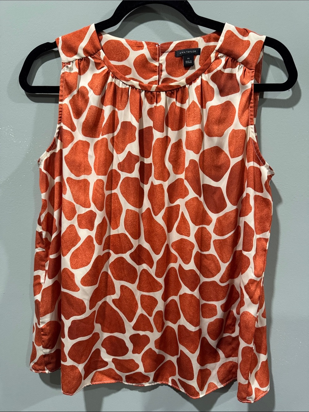 Ann Taylor Rust & White Sleeveless Printed Shell